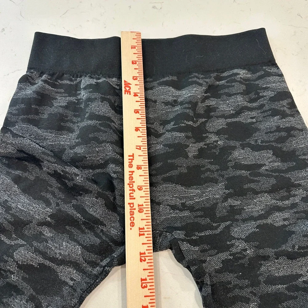 Time and Tru Womens Camo Leggings Gray Black Camouflage XL 16-18 TT40100016180SQ